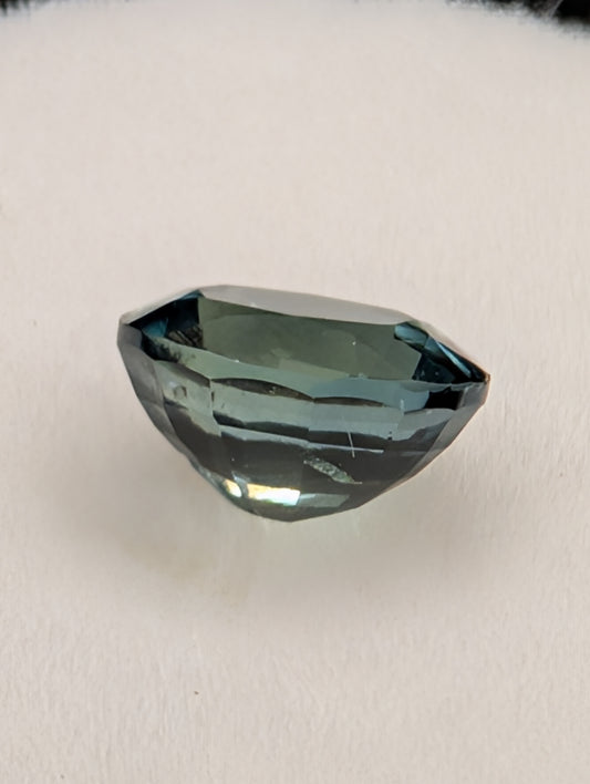 0.56ct Natural Unheated Greenish Blue Sapphire - Oval Cut